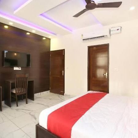 Hotel Ska Chandigarh Ngoại thất bức ảnh